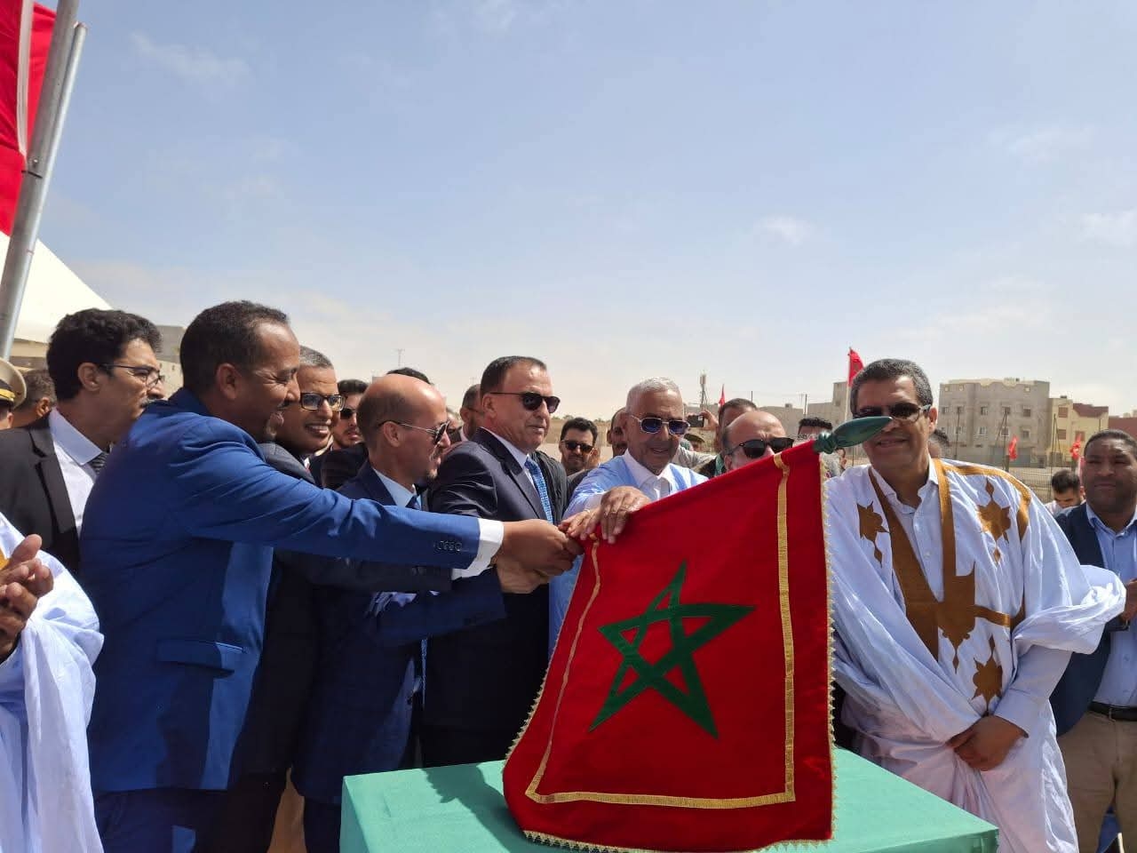 بوجدور تعزز بنيتها الرياضية بتدشين ملاعب جديدة في ذكرى عيد العرش