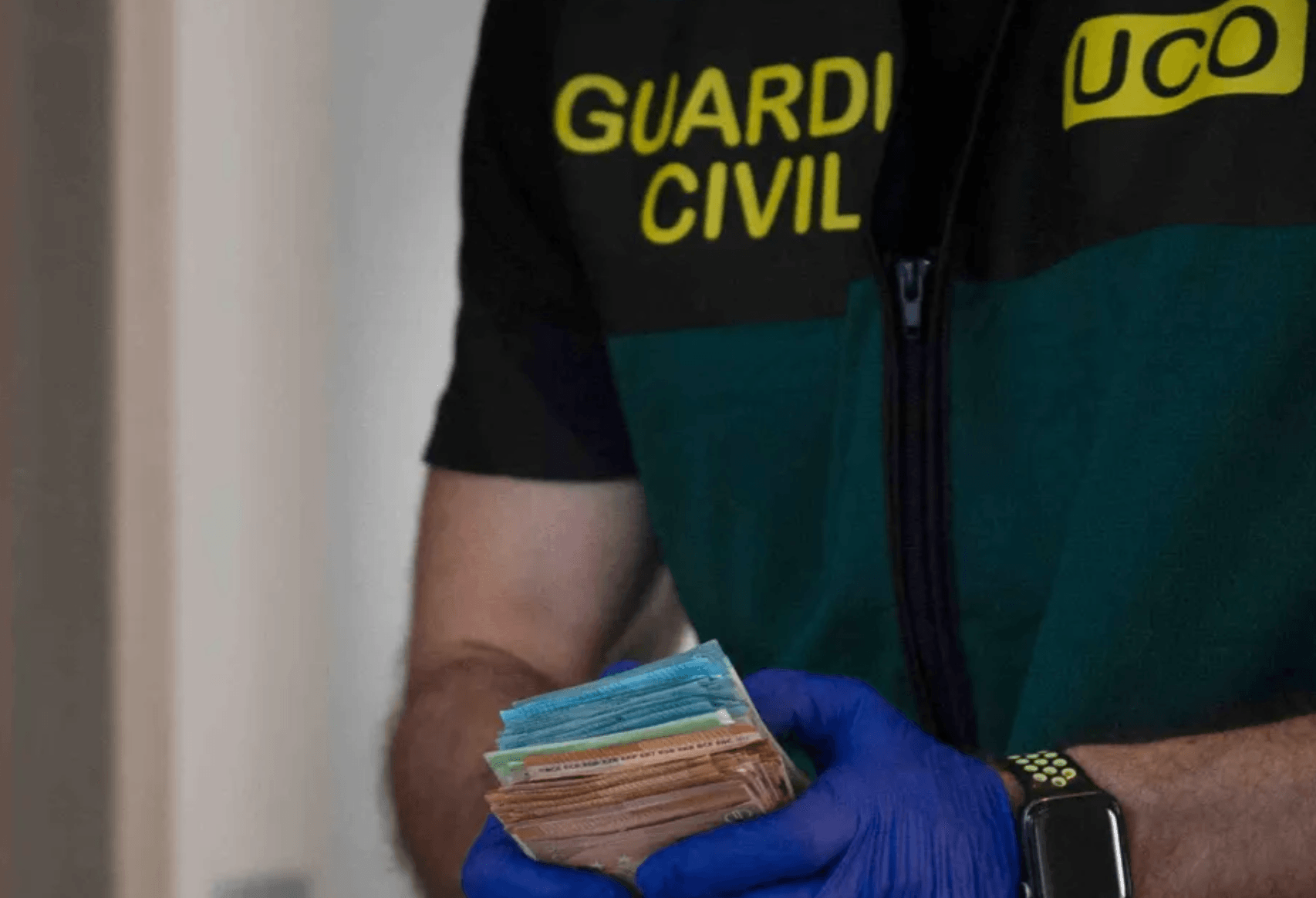 مقابل 3 آلاف أورو للشخص.. تفكيك شبكة نقلت مئات المغاربة جوا لرومانيا ثم برا لإسبانيا