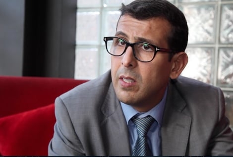 متابعة مصطفى لخصم في حالة سراح وإغلاق الحدود في وجهه في ملف تبديد أموال عمومية