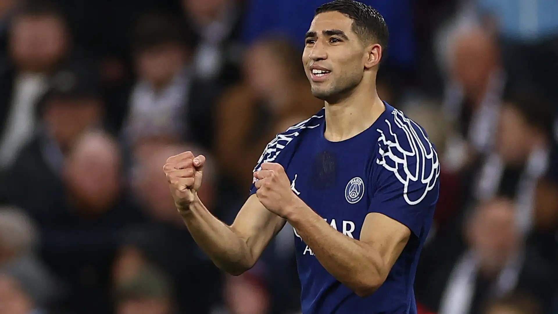 حكيمي يتوج بجائزة أفضل لاعب إفريقي في الدوري الفرنسي