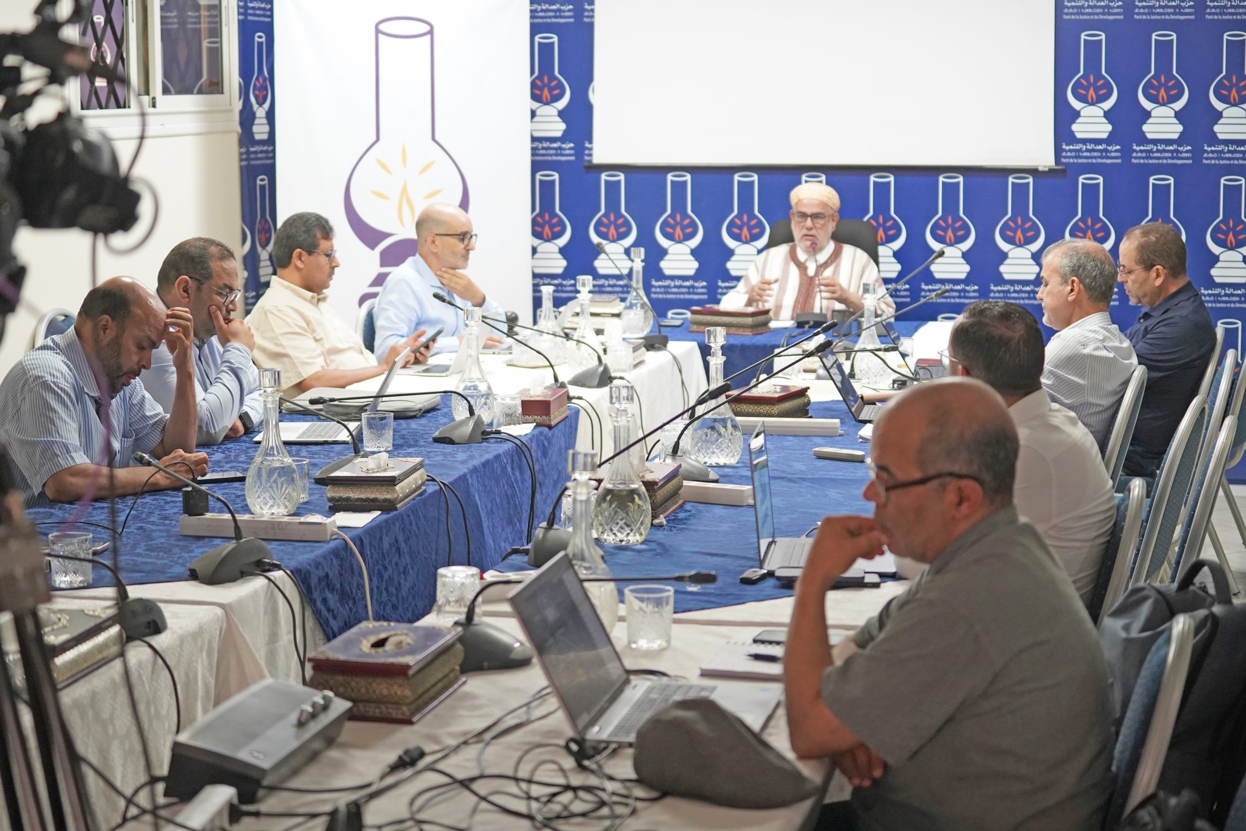 'العدالة والتنمية' يدق ناقوس الخطر إزاء تفاقم المديونية ويحذر من اختلالات جديدة في إعادة تشكيل القطيع