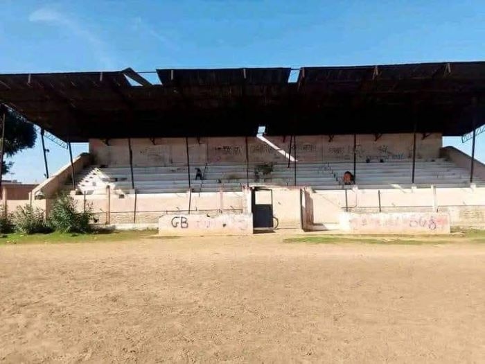جماهير مدينة تيفلت تطالب ببناء ملعب كرة قدم يليق بالمدينة من اجل الفرق المحلية دون التنقل الى المدن المجاورة…