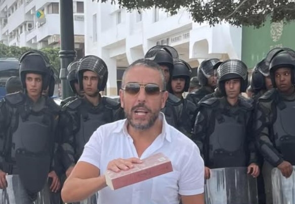طنجة. إدانة القسطيط عضو جماعة العدل والإحسان على خلفية إشادته بشنيعة قاضي