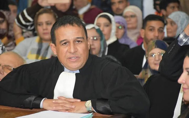 أكادير.. نقيب المحامين السابق يجر صفحة 'الفرشة' إلى القضاء بسبب ماسترات 'قيلش'