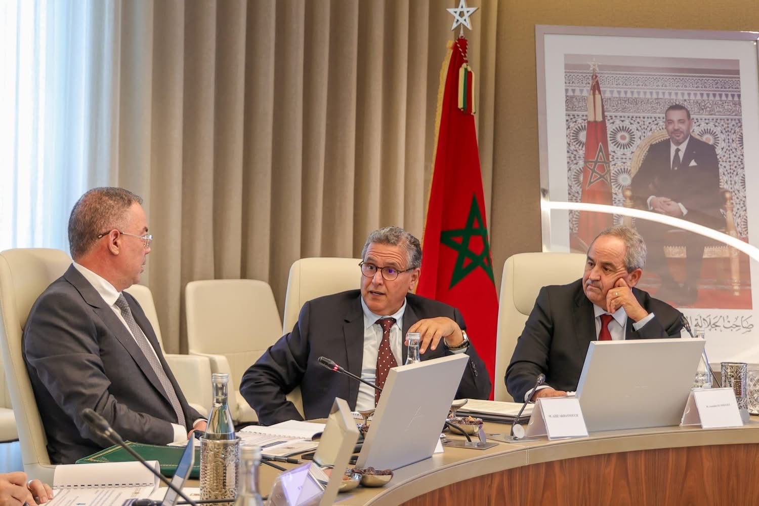 النهوض بالطلبة  والأحياء الجامعية محور اجتماع أخنوش بالوزيرين الميداوي ولقجع