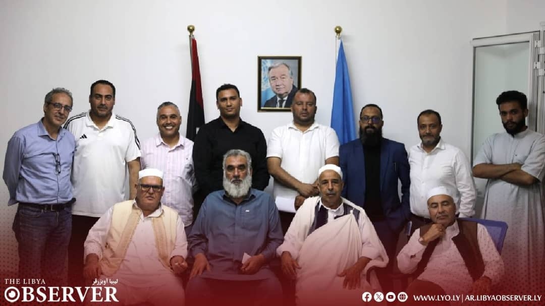 UNSMIL listens to protesters' demands outside its headquarters in Janzour