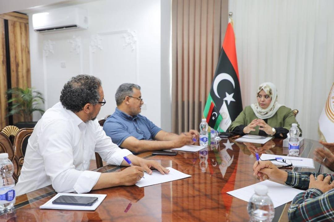 Ministry of Social Affairs reviews displaced persons grant system