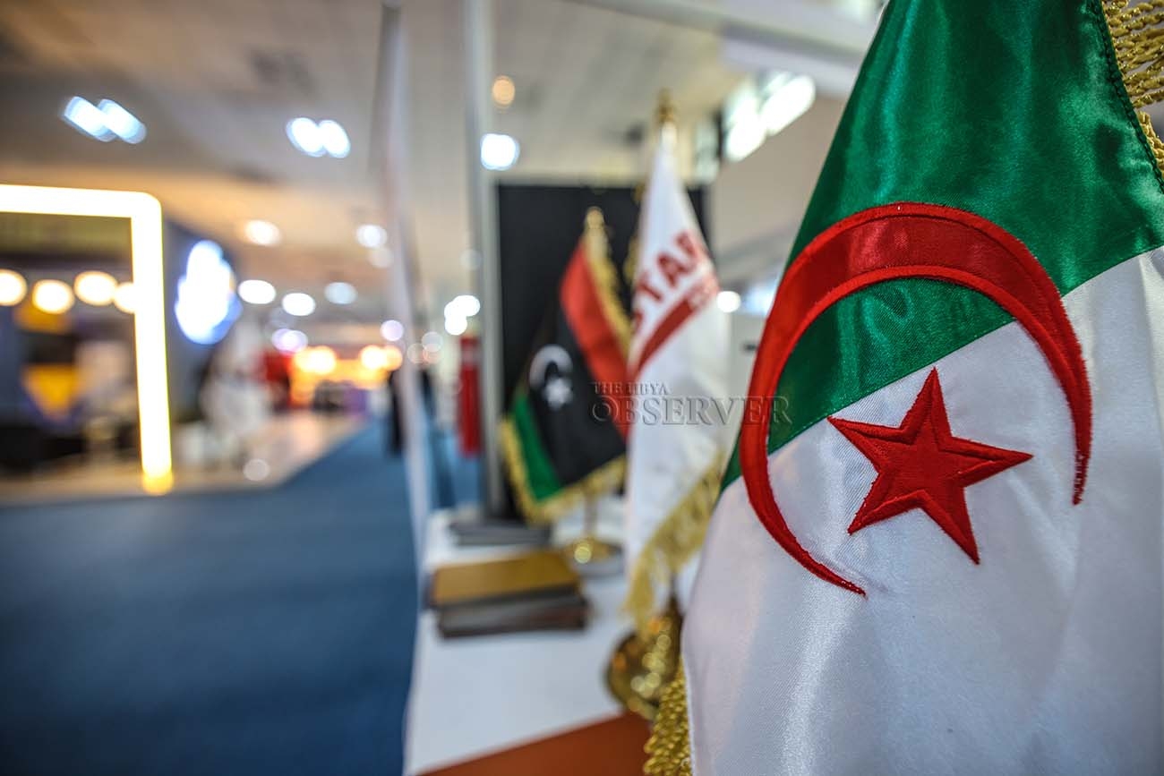 Algerian government reviews with local banks challenges of exports to Libya