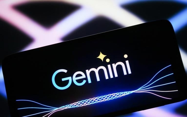 'غوغل' تطور الميزة الجديدة Gemini Space لتجربة شاشة قفل ذكية