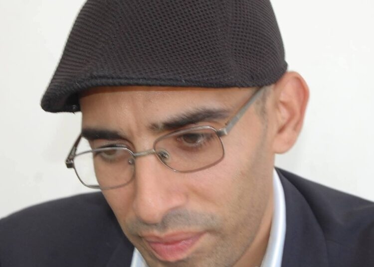 'رحيل أبو طروق في صمت: ألم الخذلان الرسمي ووفاء الصحافة الحرة'
