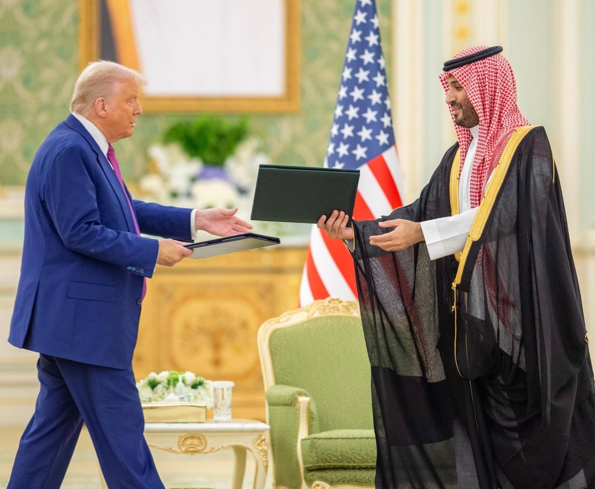 ولي العهد والرئيس الأمريكي يرأسان أعمال القمة السعودية الأمريكية ويوقعان وثيقة الشراكة الاقتصادية الإستراتيجية بين حكومتي البلدين