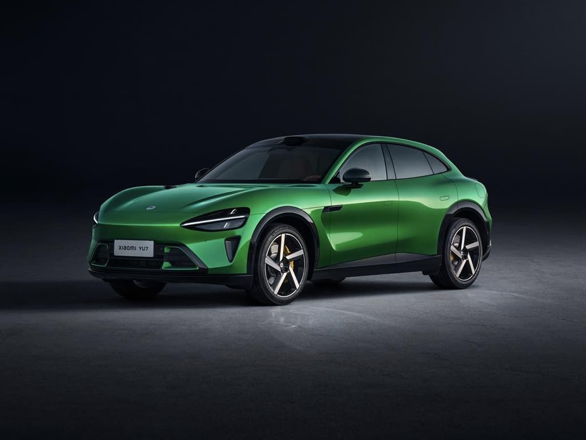 Xiaomi's YU7 SUV is a Ferrari Purosangue Copy With McLaren Headlamps