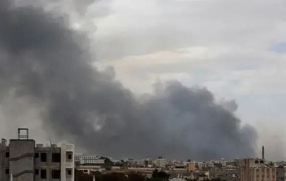 الحكومة اليمنية: ''مليشيا الحوثي تبيع الوهم وتدعي مكاسب زائفة''