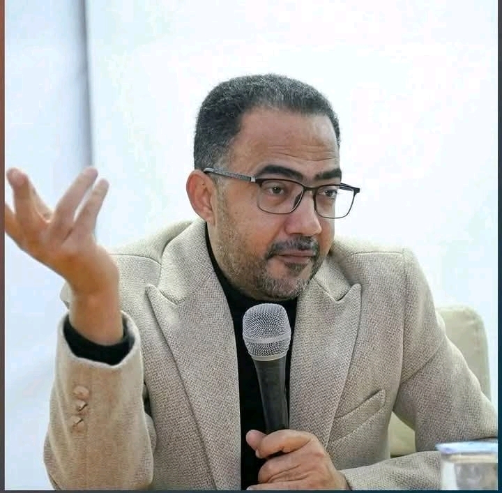 الموت يُغيب شاعر الثورة فؤاد الحميري