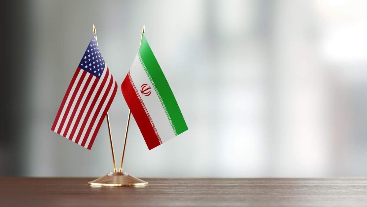العلاقات الإيرانية الأمريكية المُلتبسة