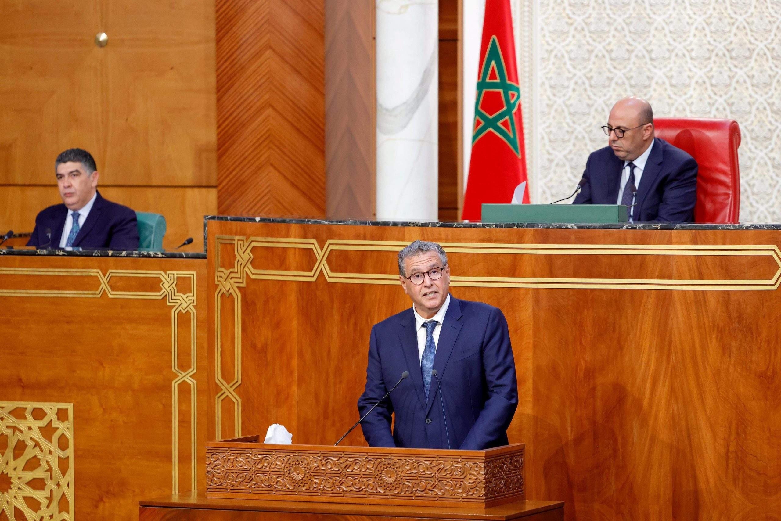 رئيس الحكومة يستعرض أمام مجلس المستشارين تقدم أوراش الإنصاف والحماية الاجتماعية