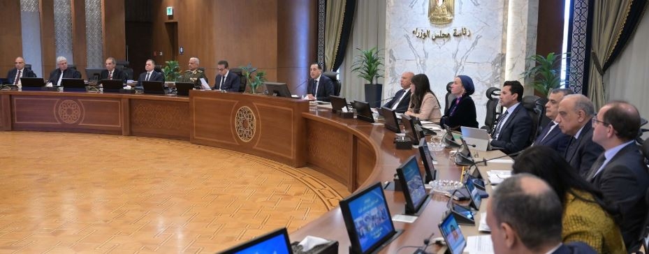 مجلس الوزراء يقر مشروع الموازنة الجديدة .. تعهد حكومي بسعر