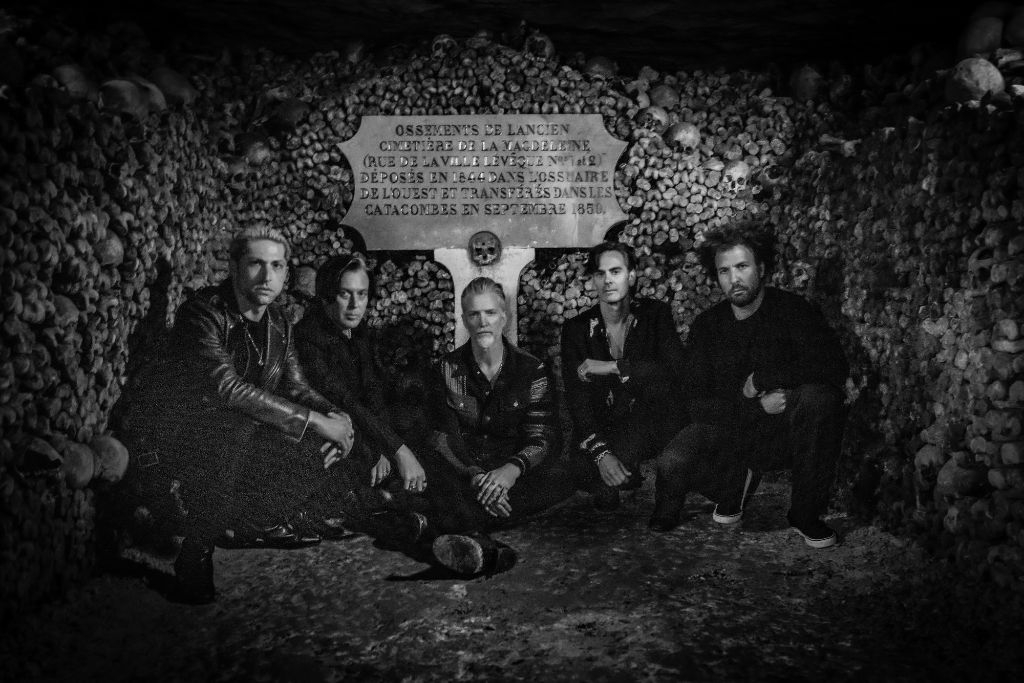 Queens Of The Stone Age: Alive In The Catacombs