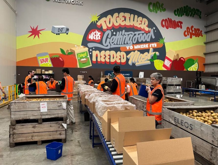 New Zealand Food Network Teams Up With Kiwifruit Industry To Rescue Kiwifruit To Tackle Food Insecurity