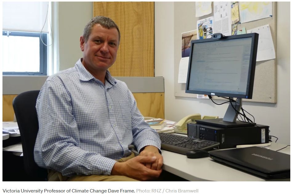 Scientists Hit Back Over Prime Minister's 'Worthies' Insult