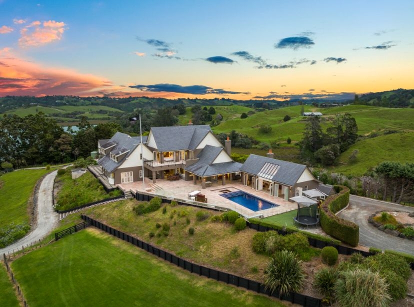 Luxury Home Rentals Surge As Wealthy North Americans Queue For NZ Investor Visas