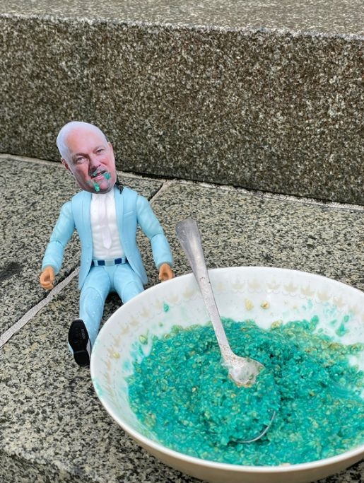 Greenpeace Serves Luxon A Mock Poisonous Porridge To Highlight Glyphosate Rule Change