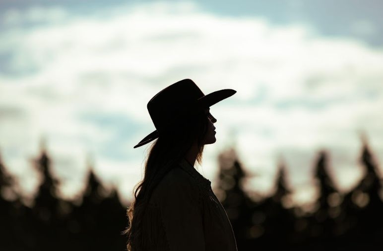 Christchurch's Steffany Beck Embraces Her Inner Cowgirl On Her Rollicking New Anthem, ‘Country Strong'