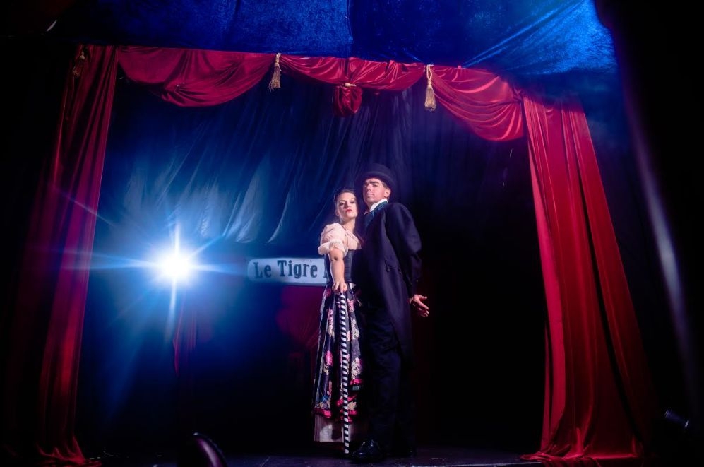 Roll Up, Roll Up! Mr And Mrs Alexander Bring Sideshows And Psychics To Toitoi