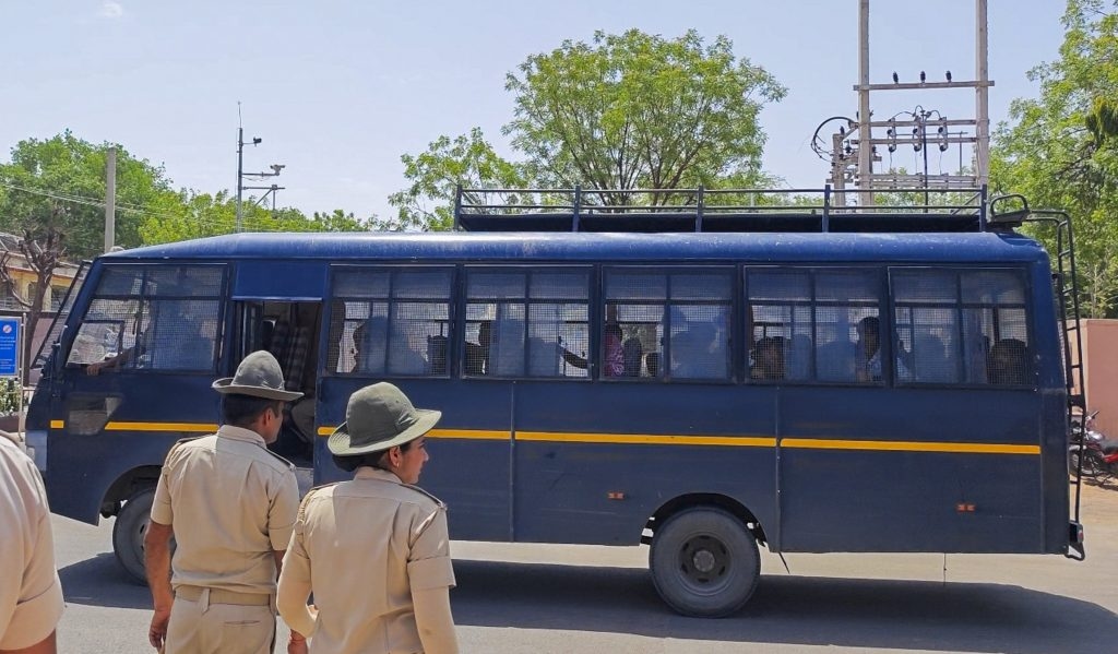 India ‘Pushing Back' Undocumented Bangladesh Nationals, 300 Migrants Sent Back this Month: Report