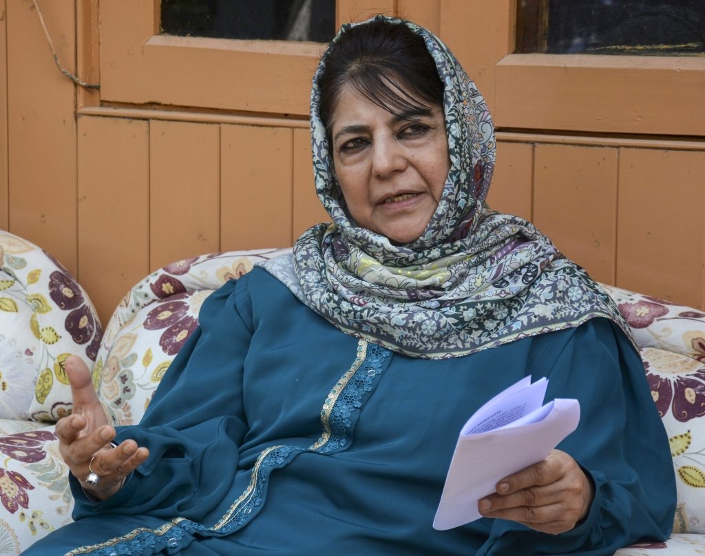 Why Mehbooba Mufti's Meeting With LG Manoj Sinha Has Set Off Speculation