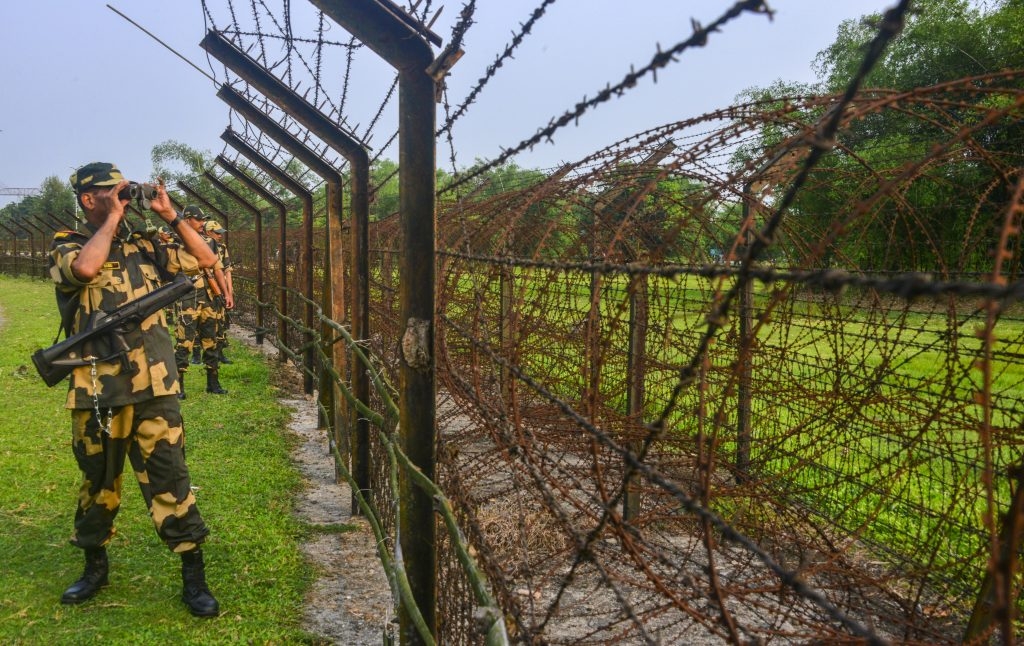 Man From West Bengal Working in Maharashtra Sent to Bangladesh Despite Govt Submitting Citizenship Proof