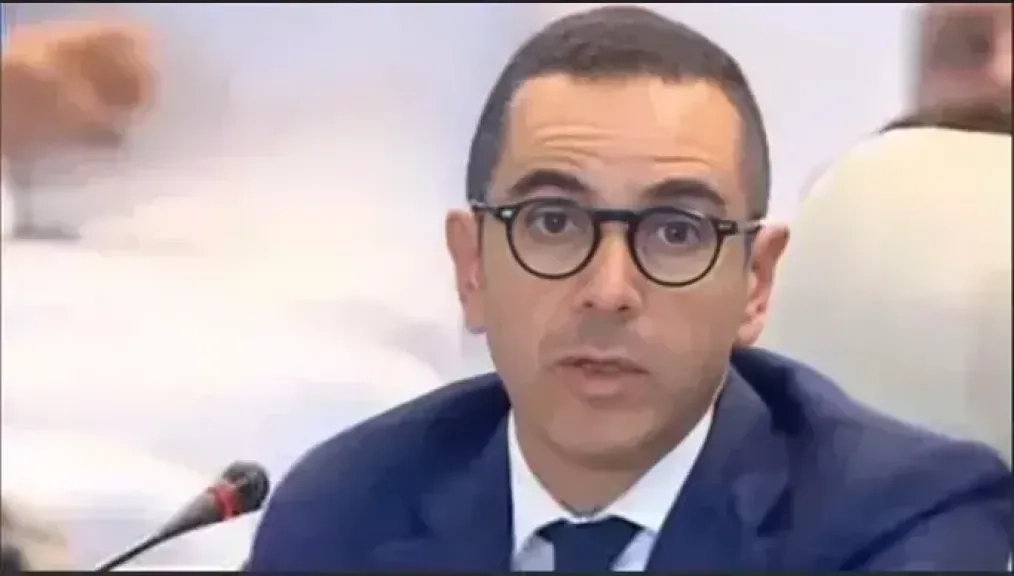 وزير الاستثمار يلتقي مستثمرين في مجال الطاقة الخضراء لبحث مشاريع تنموية واعدة