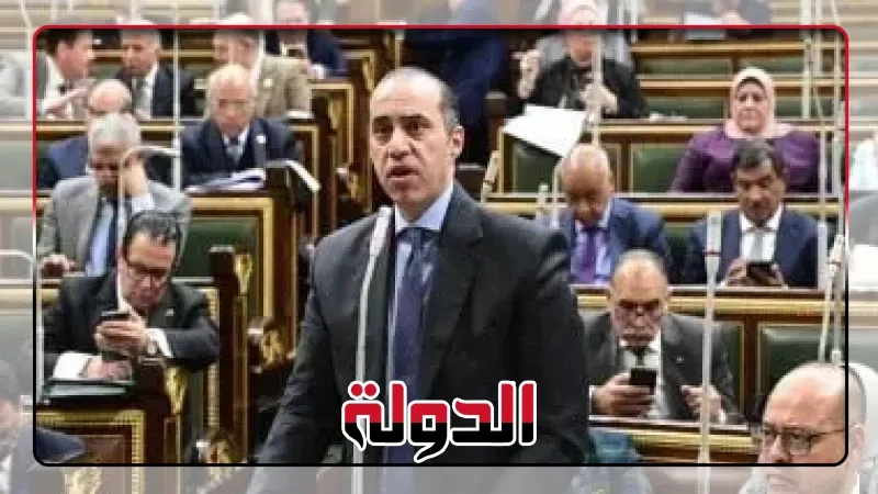 وزير الشئون النيابية: حيازة النقد الأجنبى أمر مشروع قانونا ولا يجوز التعامل فيه خارج الجهاز المصرفى
