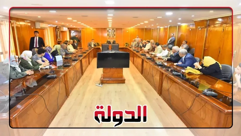 محافظ أسيوط يستقبل وفداً من مديرية التربية والتعليم
