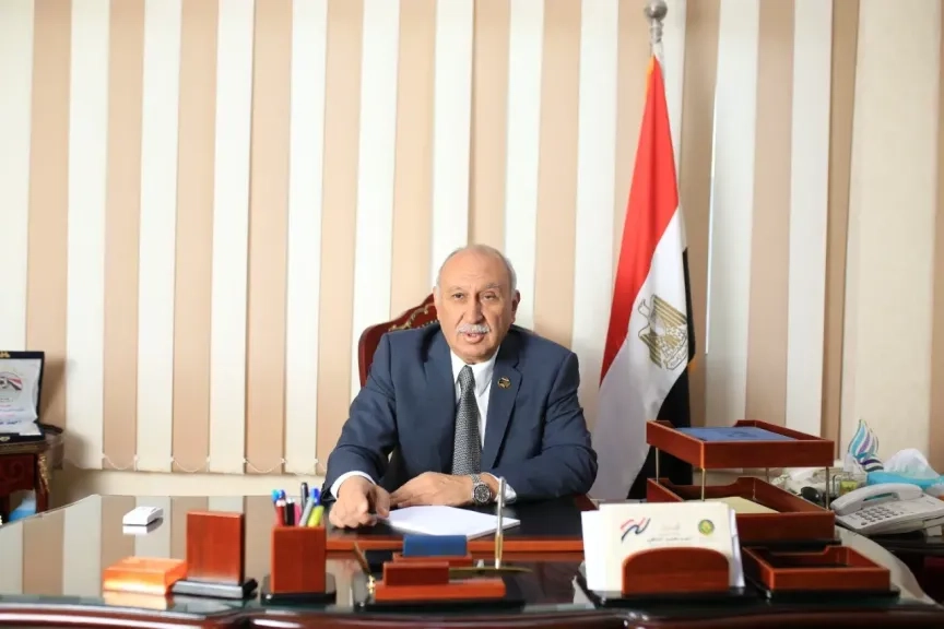 النائب أحمد عثمان: الدعوات الصهيونية المتطرفة لذبح قرابين بالمسجد الأقصى انتهاك صارخ وستؤدي إلى تداعيات خطيرة