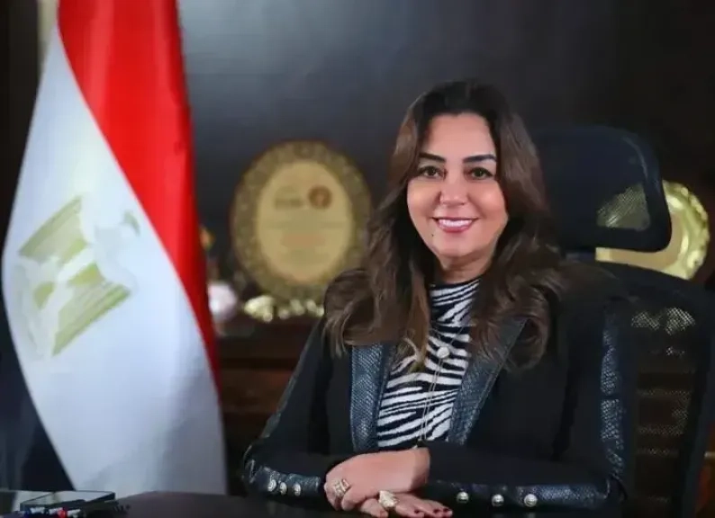 التنمية المحلية: تكثيف حملات الرقابة على مواقف السيارات لمتابعة الالتزام بالتعريفة الجديدة