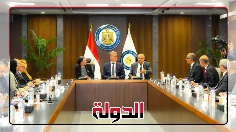 مصر تبدأ في صناعة وقود الطائرات المستدام من الزيوت والمخلفات