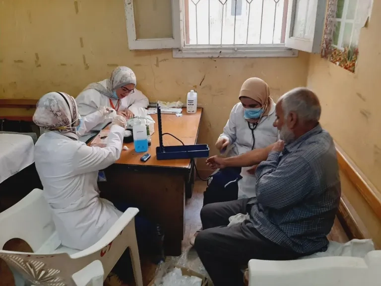 قوافل البحيرة تواصل مسيرتها قافلة سكانية شاملة بحي الزهور برشيد لتوفير الخدمات الصحية والإجتماعية للمواطنين