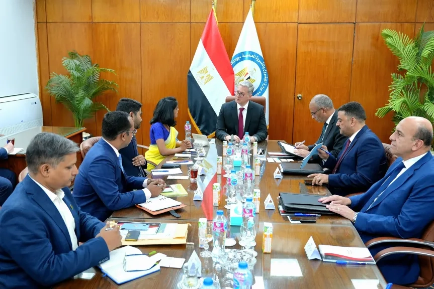 مصر والهند تبحثان تعزيز التعاون في البتروكيماويات والأسمدة والتعدين