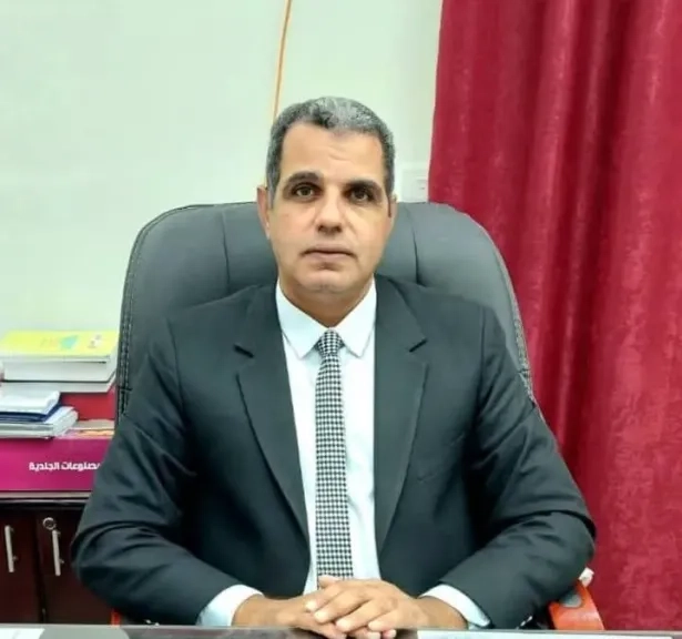 ضبط 200 شيكارة سماد بدون بيانات ومجهولة المصدر بمركز بدر