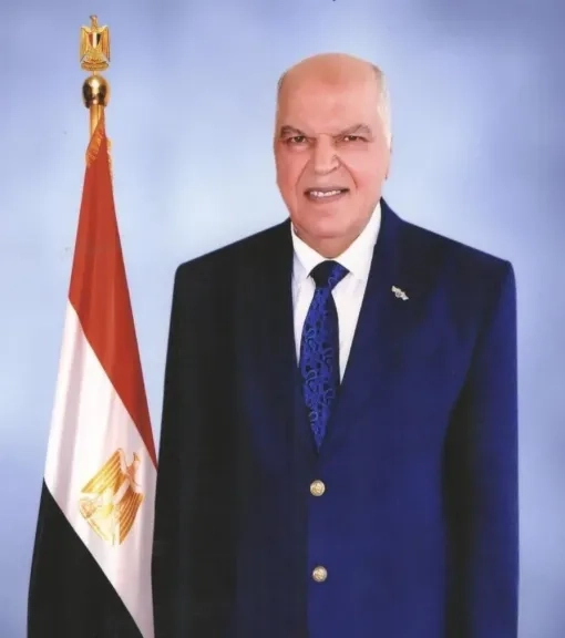 نقيب المعلمين : تعرضت وأسرتي لإهانات غير مسبوقة وآثرت الصمت احتراما للقانون