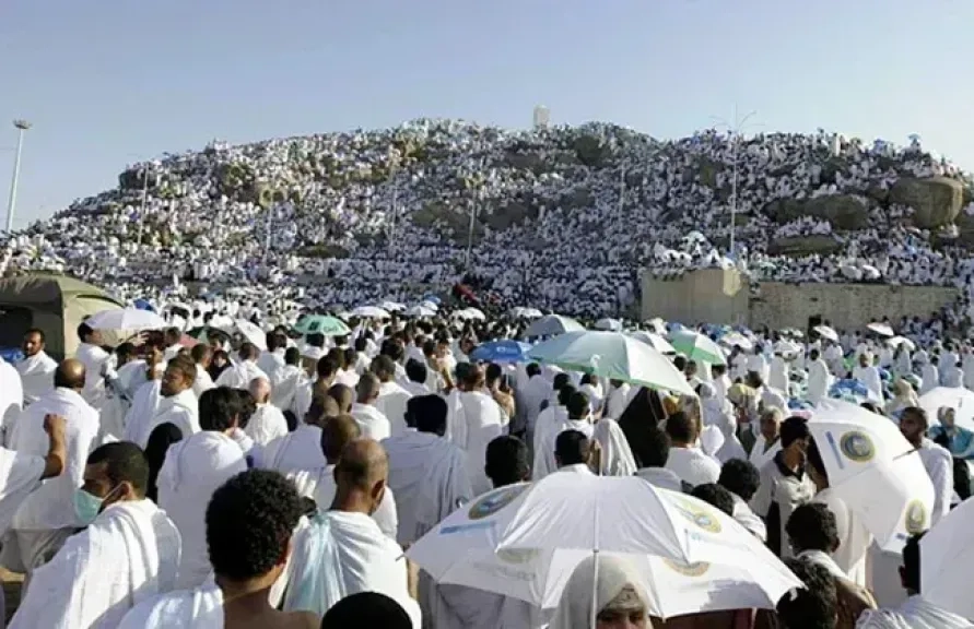 حكم من شرب أو أكل ناسيا فى نهار عرفة؟.. دار الإفتاء تجيب