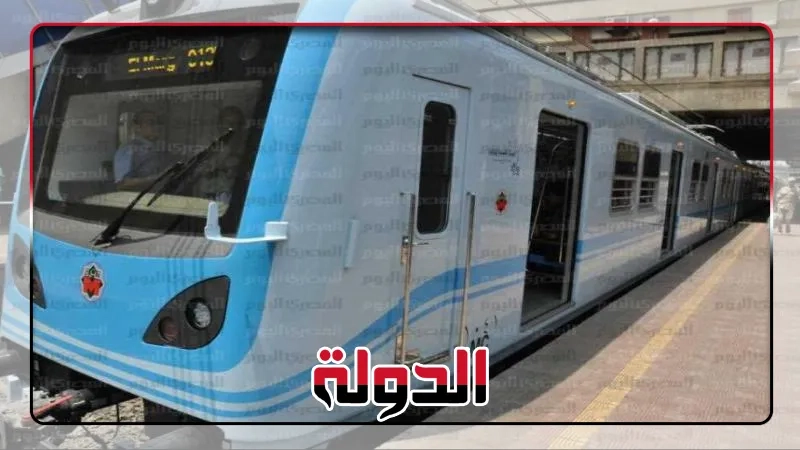 'المترو أم المولد؟!' الخط الأول من حلوان للمرج: باعة.. متسولون.. كراتين.. وفوضى في أنبوب معدني!