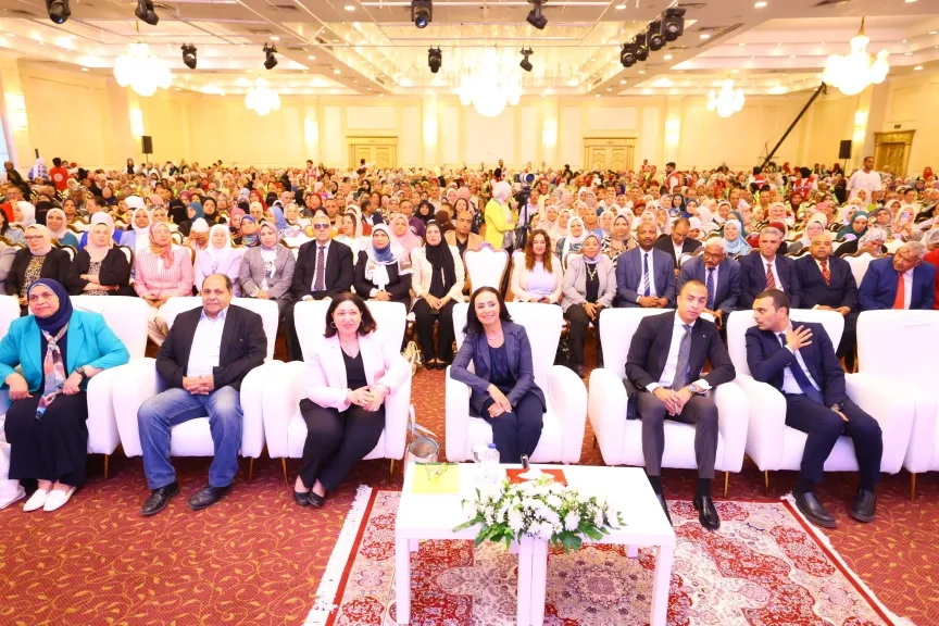 وزيرة التضامن الاجتماعي تشهد ختام فعاليات البرنامج التدريبي الموسع للقائمين على أعمال المسح الوطني الشامل للحضانات