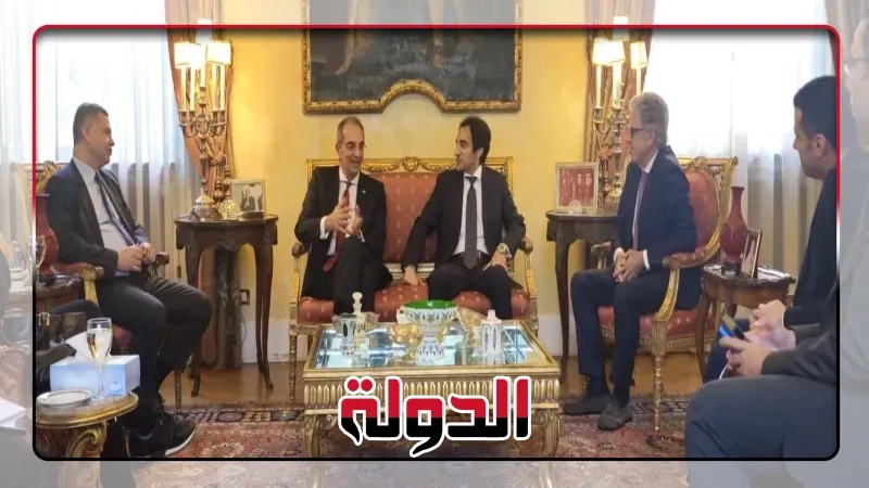 وزير الاتصالات يبحث استثمارات المليارات في الذكاء الاصطناعي من قلب روما