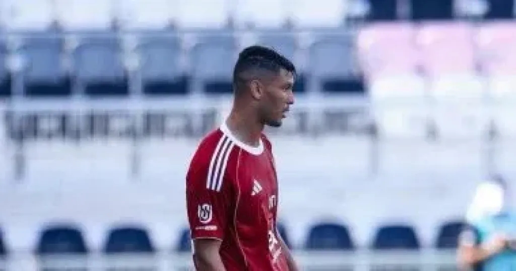 الأهلى يستطلع رأى ريبيرو بشأن العروض الخارجية لـ أشرف دارى