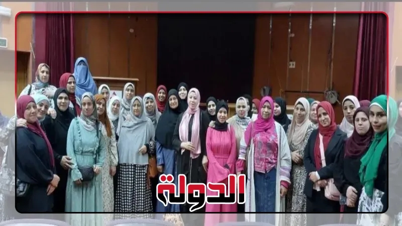 محافظ الشرقية يشيد بمجهودات وحدة السكان بالديوان العام لخدمة القضية السكانية