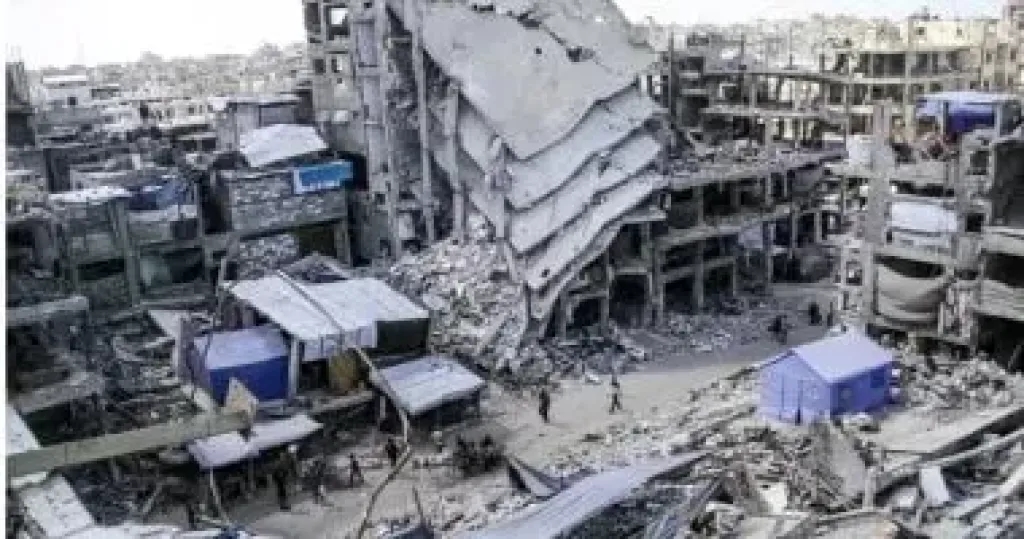 الاحتلال الإسرائيلي يعتقل ما لا يقل عن 18 فلسطينيا من الضفة الغربية