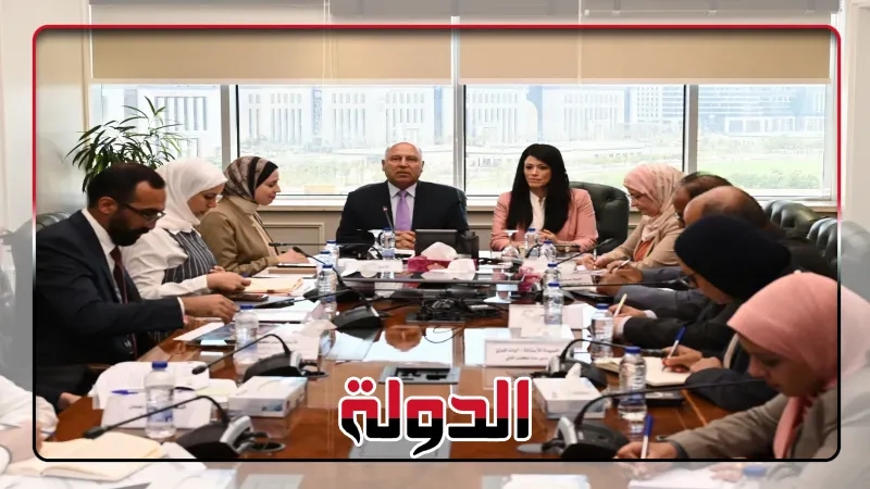 اجتماع تنسيقي بين الصناعة والتخطيط لرسم خارطة طريق لمواجهة آلية الكربون الأوروبية CBAM'