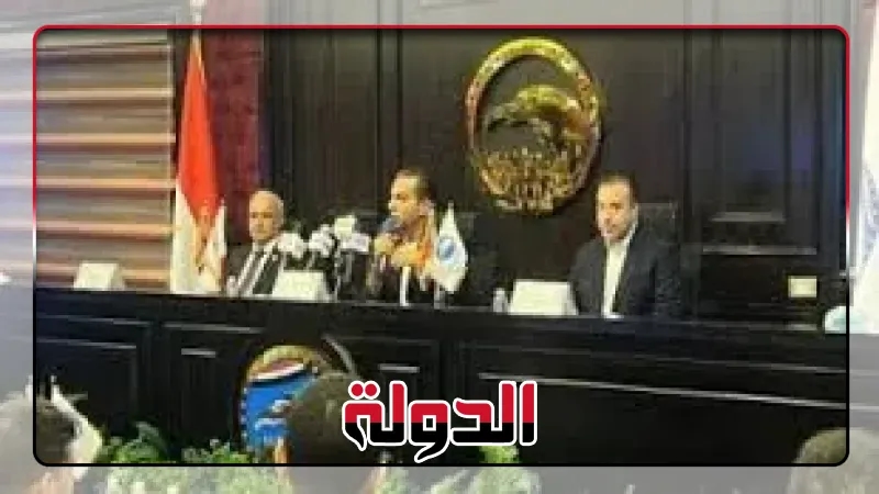 مستقبل وطن يكرم أوائل الثانوية العامة ويمنح كل طالب 100 ألف جنيه